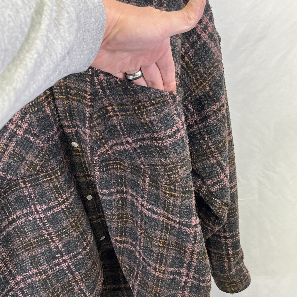 Summit UK Flannel Heavy Jacket Plaid Snap Button Up Chest Hip Pockets Medium - Picture 6 of 11